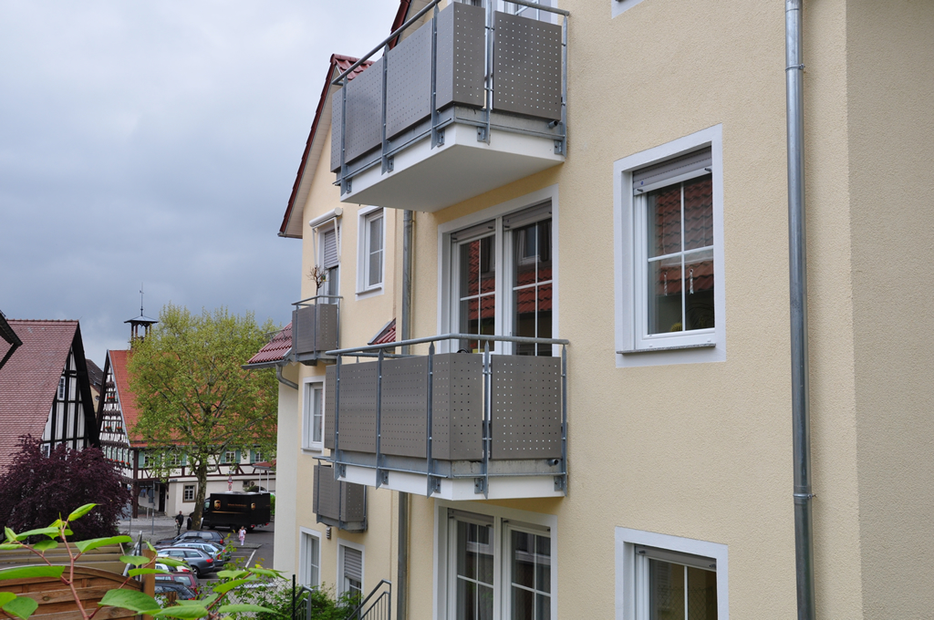 Bild 4: 6-Familien-Wohnhaus